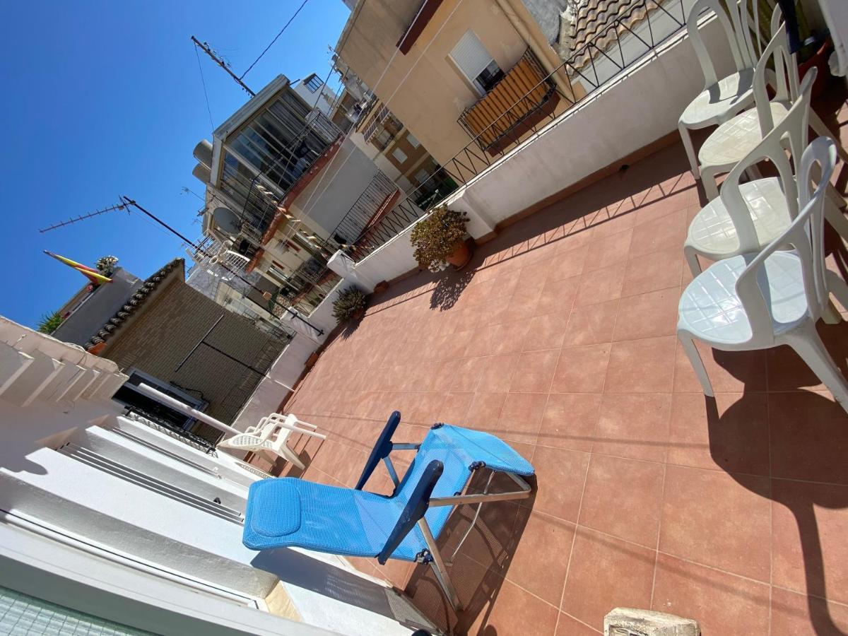 Alex Apartments Benidorm Bagian luar foto